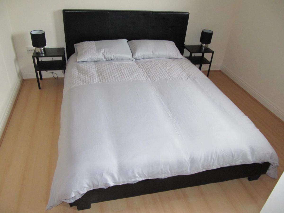 Cozy Off Road 2 Bedroom Cottage Apartment With Free Wi-Fi And Private Parking Glasgow Exteriör bild