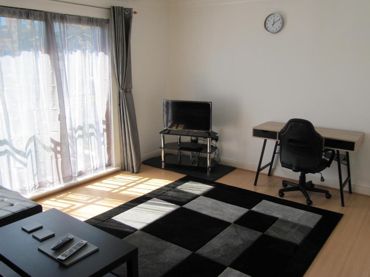 Cozy Off Road 2 Bedroom Cottage Apartment With Free Wi-Fi And Private Parking Glasgow Exteriör bild